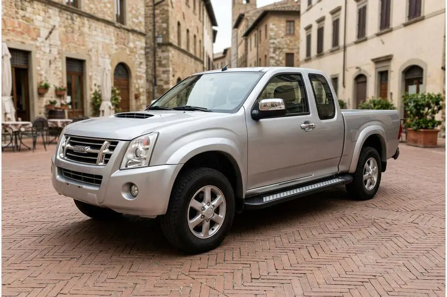 Isuzu D-Max 2002–2011 Boční nášlapy Vision New Black (2007-2012, 2 ks, hliník) Image