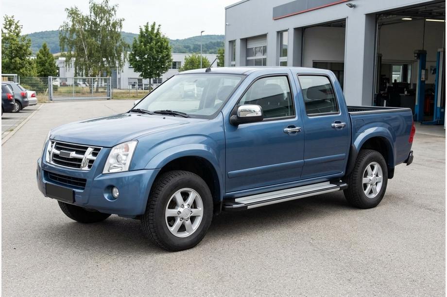 Isuzu D-Max 2002–2011 Boční nášlapy Rainbow (2007-2012, 2 ks, hliník) Image