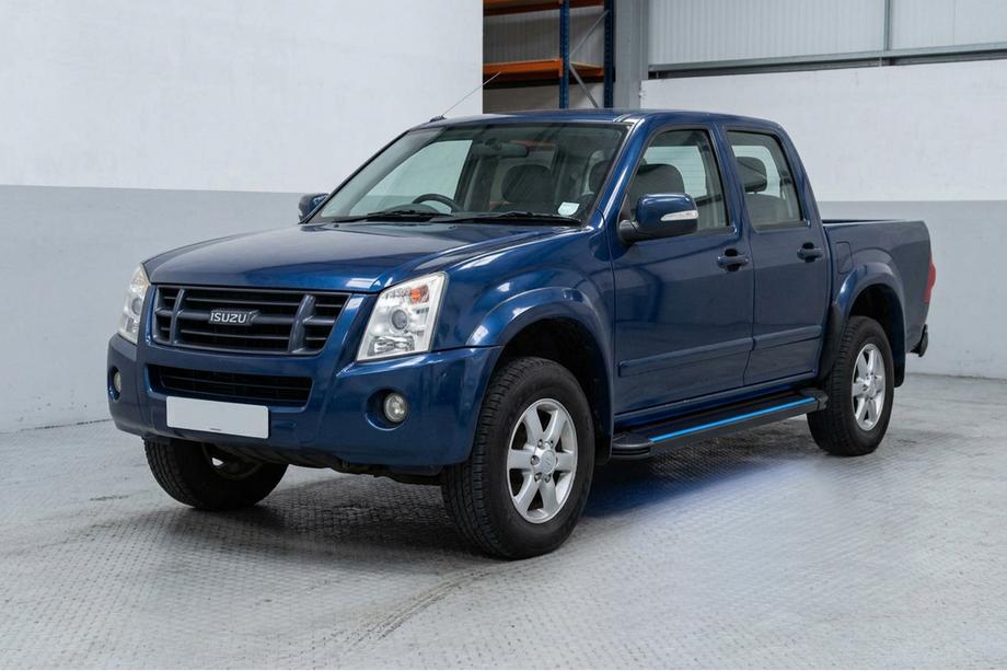 Isuzu D-Max 2002–2011 Boční nášlapy Maya Blue (2007-2012, 2 ks, hliník) Image