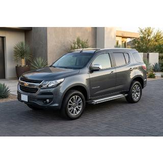 Boční nášlapy Rainbow (2 ks, hliník) Chevrolet Trailblazer 2012–2019 fotografie 1