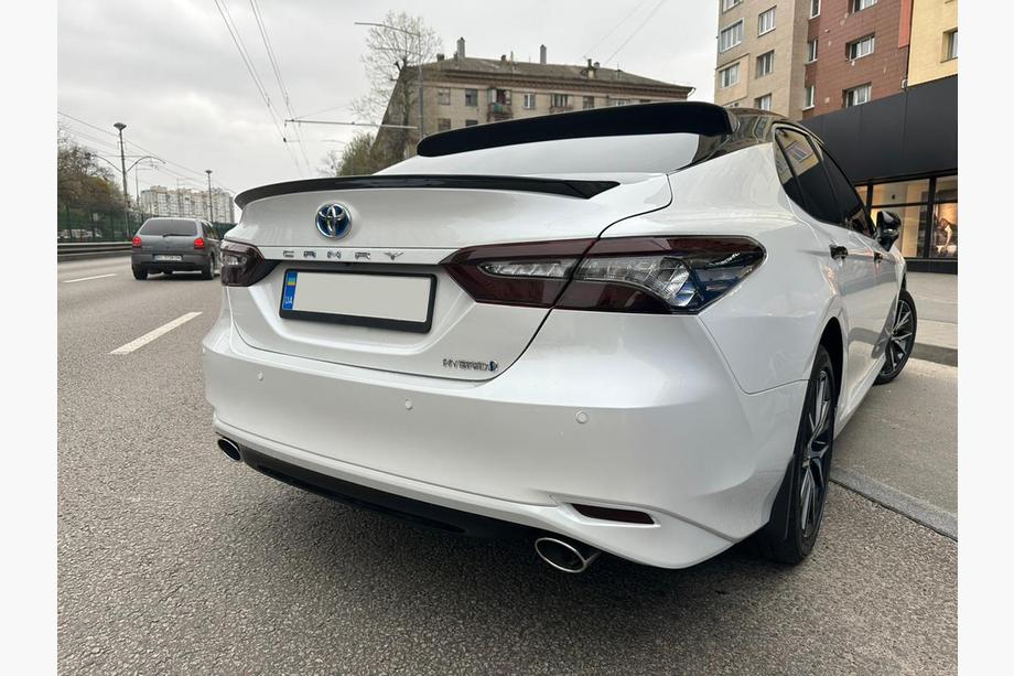 Toyota Camry 2017–2023 Spoiler (černý) Image