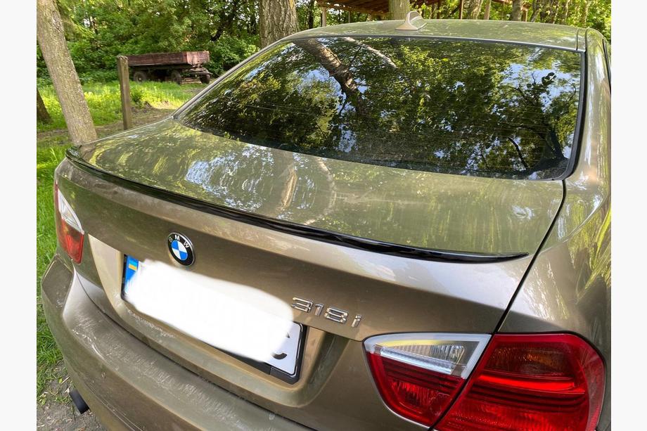 BMW řady 3 E90/E91 2005–2011 Spoiler HongHang V1 (ABS, lesklá černá) Image