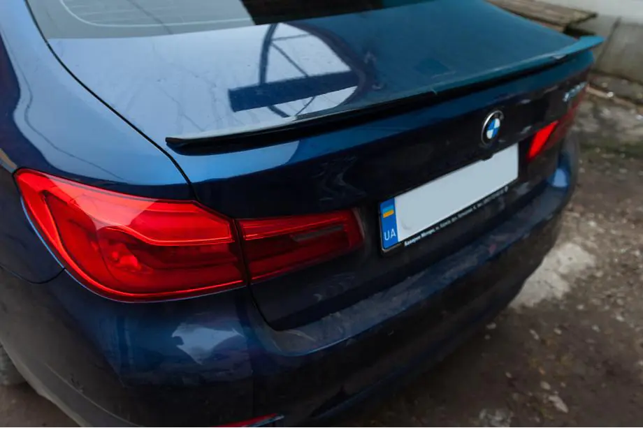 BMW řada 5 G30/G31 2017–2023 Spoiler M-Performance V1 (1234 Upgrade, černý) Image