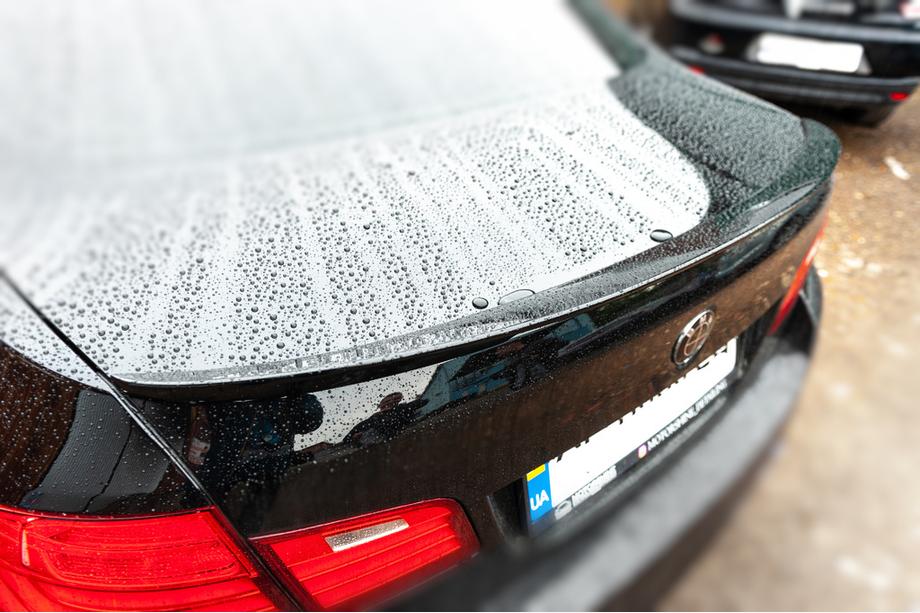 BMW řada 5 F10/F11 2010–2016 Spoiler LIP V2 (1234 Upgrade, černý) Image