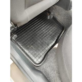 Gumové koberce do auta s okrajem (4 ks, Polytep) Skoda Fabia 2000–2007 fotografie 4