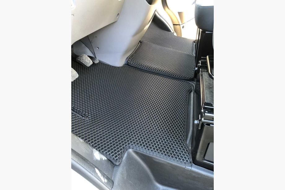 Hyundai H350 2014– EVA autokoberce (černé) Image