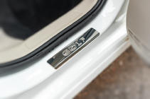 Volkswagen Golf 7/E-Golf 2012–2020 Nerezové kryty prahů OmsaLine V2 (4 ks) fotografie 3