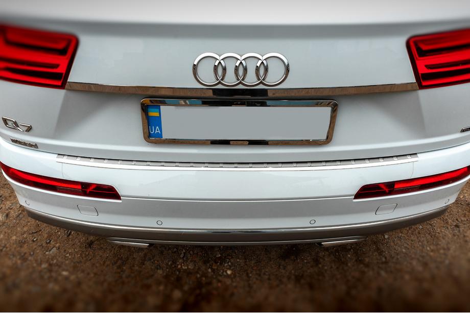 Audi Q7 2015–2026 Chromová lišta nad SPZ (nerez) Image