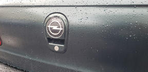 Opel Omega B 1994–2003 Emblém Turecka fotografie 4