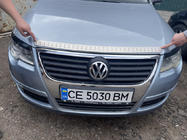 Volkswagen Passat B6 2006–2012 Nerezová lišta na kapotu (1 ks) fotografie 1