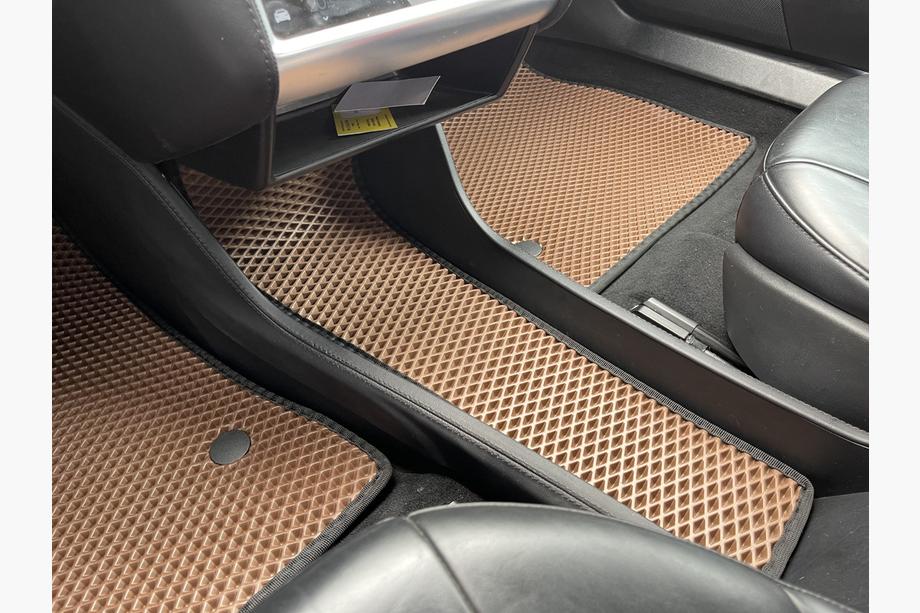 Tesla Model S 2012– EVA autokoberce do interiéru (2012-2021, cihlové) Image