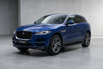 Jaguar F-PACE 2016– Boční nášlapy Tayga Black (2 ks, hliník) fotografie 1
