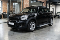 Mini Countryman R60 2010–2017 Boční nášlapy Vision New Grey (2 ks, hliník) fotografie 1