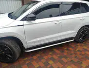 Skoda Karoq 2018– Boční nášlapy OEM V2 (2 ks, hliník) fotografie 1