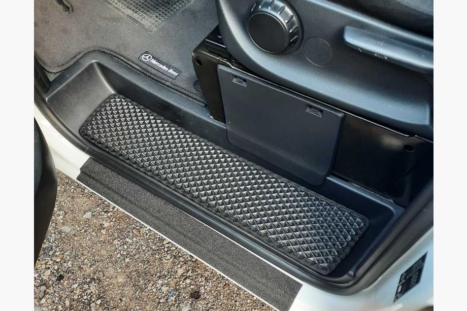 Mercedes Vito/V-class W447 2014– EVA rohožky na prahy (3 ks, černé) Image