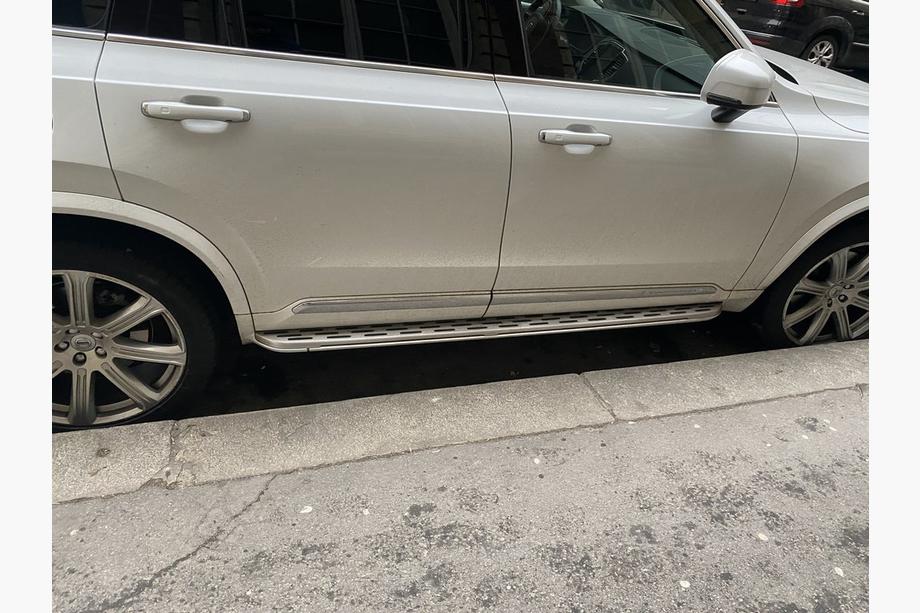 Volvo XC90 2015– Boční nášlapy OEM Libao (2 ks) Image