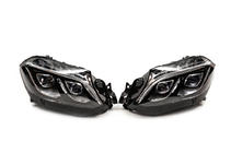 Mercedes GL/GLS třída X166 2012–2019 Přední světlomety Halogen na LED (pro vozy přestavěné z GL na GLS, 2 ks) fotografie 1