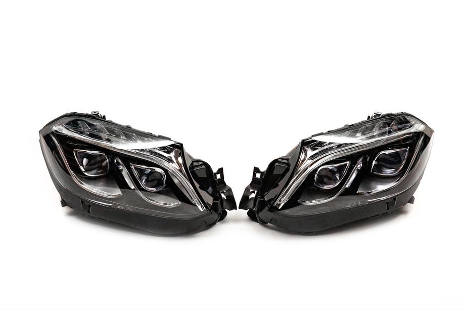 Mercedes GL/GLS třída X166 2012–2019 Přední světlomety Halogen na LED (pro vozy přestavěné z GL na GLS, 2 ks) Image