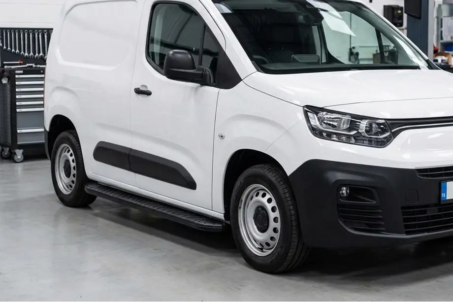 Toyota Proace City 2016– Boční prahy Bosphorus Black (2 ks, hliník) Image