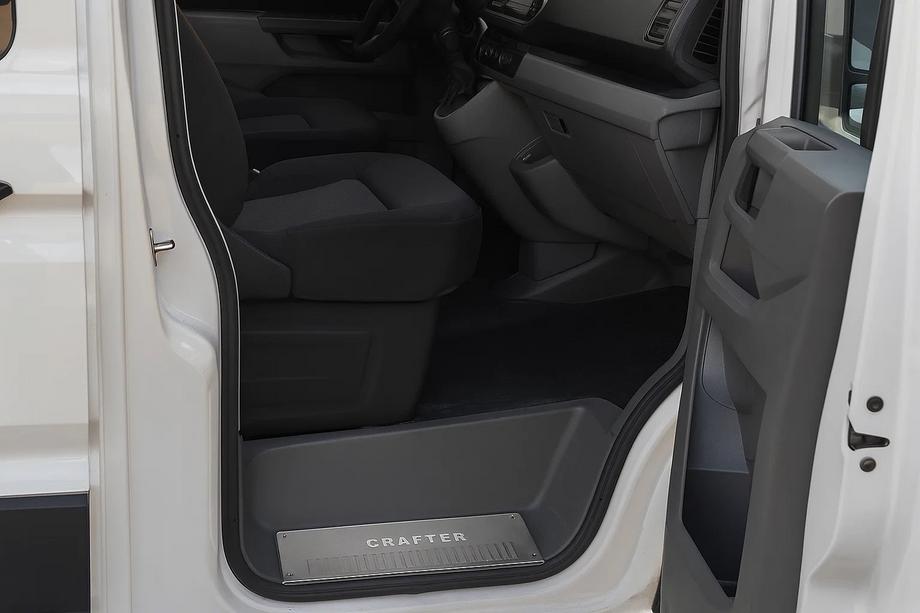Volkswagen Crafter 2006–2016 Vnitřní kryty prahů (Carmos V2) Image