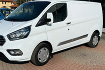 Ford Custom 2013–2022 Dveřní lišty Carmos (5 ks, nerez) fotografie 1