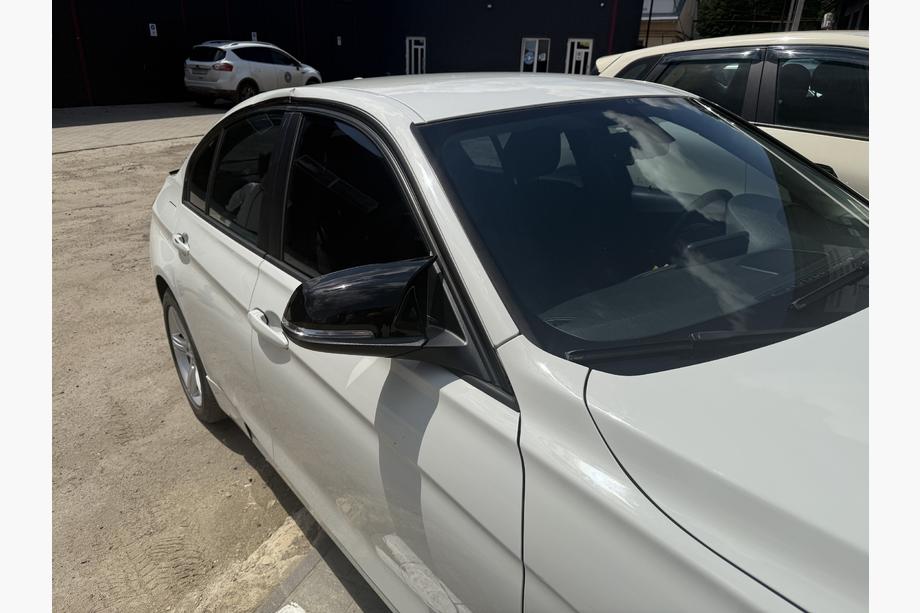 BMW řada 1 F20/F21 2011–2019 Kryty zrcátek M-Look (2 ks) Fotografie 4