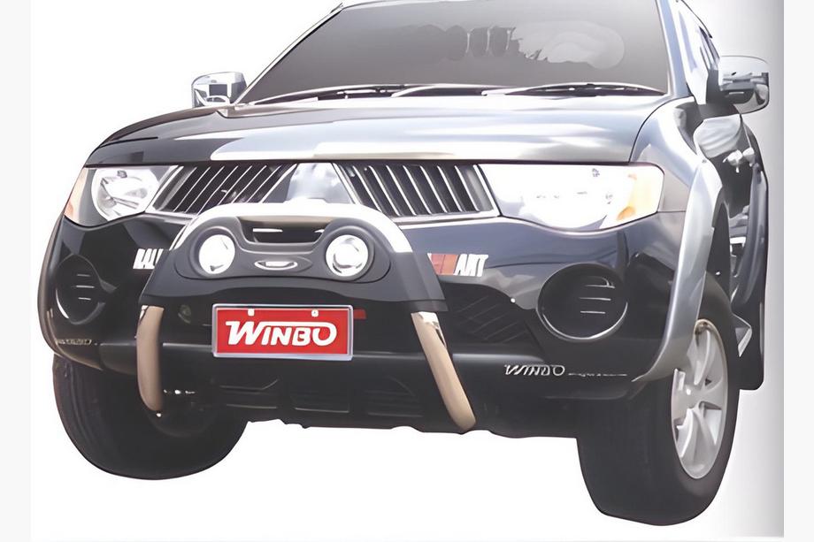 Mitsubishi L200 2006–2015 Nerezový přední ochranný rám A124551 bez úchytů Image