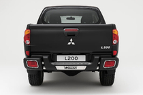Mitsubishi L200 2006–2015 Zadní ochranný rám D124537 (nerez) fotografie 3